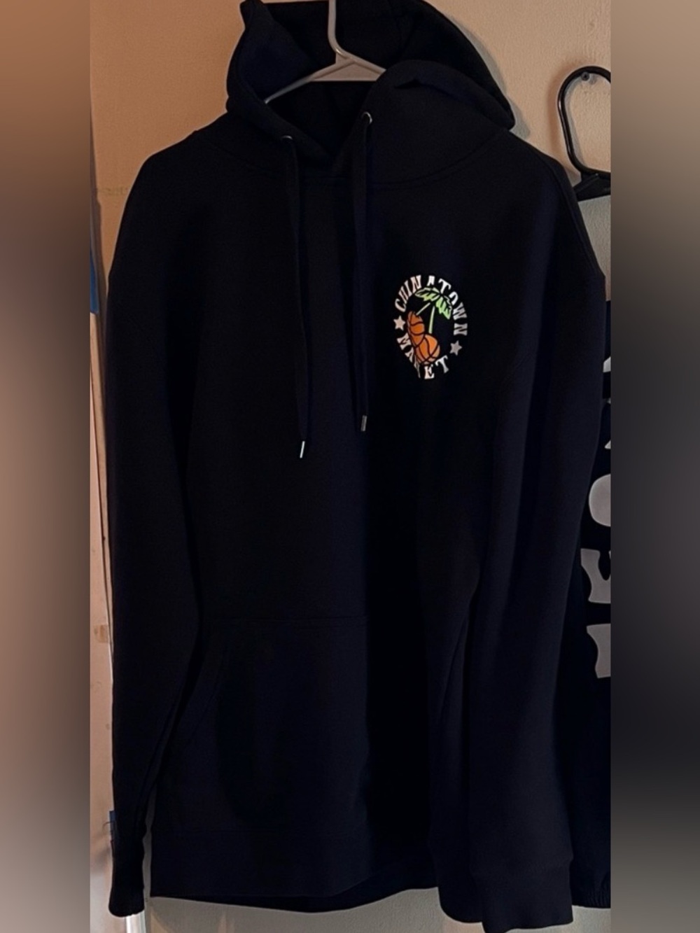 CHINATOWN MARKET LIMITED EDITION HOODIE SIZE LARGE